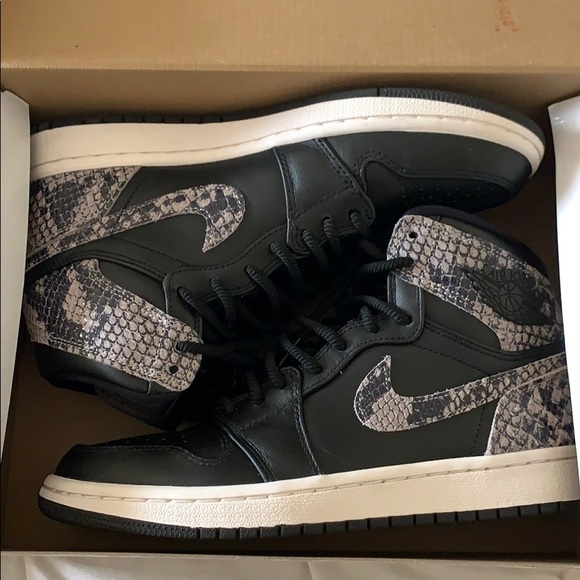 Jordan 1 retro high black snake Clearance